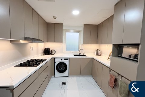 Appartement à DAMAC Hills (Akoya by DAMAC), Dubai, 2 chambres, 237 m², № 74665 - photo 3