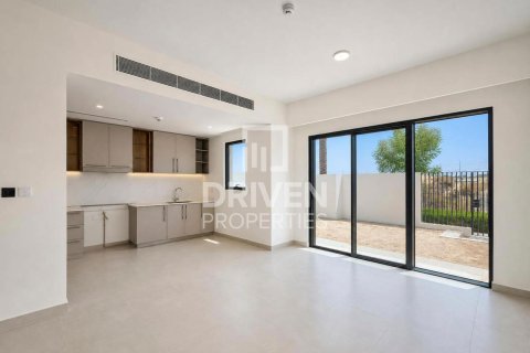 Maison de ville à Arabian Ranches 3, Dubai, 3 chambres, 144.84 m², № 141031