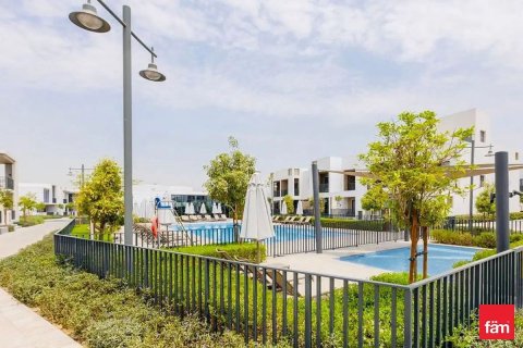 Villa à Dubai, 4 chambres, 221.5 m², № 111459 - photo 13