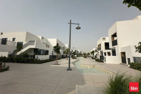 Villa à Dubai, 4 chambres, 221.5 m², № 111459 - photo 15
