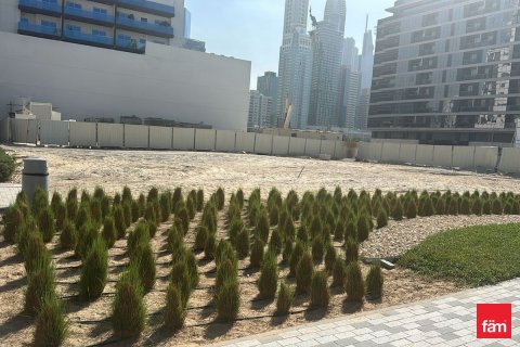 Land in Al Satwa, Dubai 1157.8 sq.m. № 110759 - photo 6