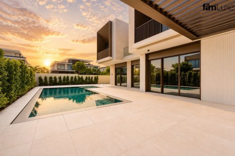 Villa in Dubai Hills Estate, Dubai 5 bedrooms, 660 sq.m. № 113482
