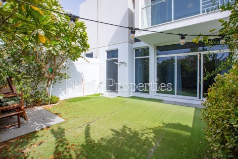 Townhouse in Dubai 3 bedrooms, 200.6 sq.m. № 113477