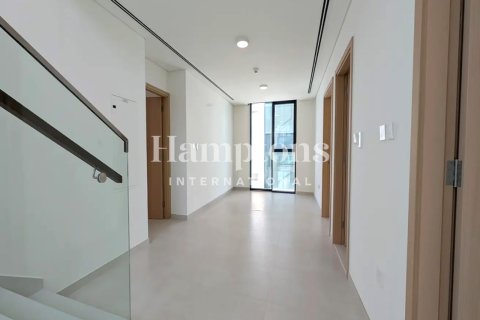 Villa in Arabian Ranches 3, Dubai 4 bedrooms, 380.624 sq.m. № 111366