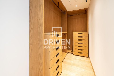 Apartamento en Jumeirah Bay Island, Jumeirah, Dubai, 2 dormitorios, 208.57 m², № 138184 - foto 11