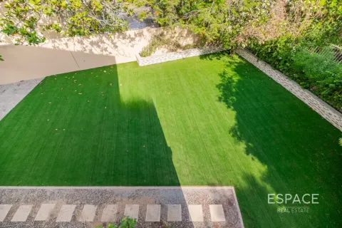Villa in Meadows, Dubai 5 bedrooms, 353 sq.m. № 71353 - photo 19