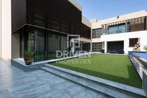 Villa in Sobha Hartland, Mohammed Bin Rashid City, Dubai 4 bedrooms, 559.09 sq.m. № 138348