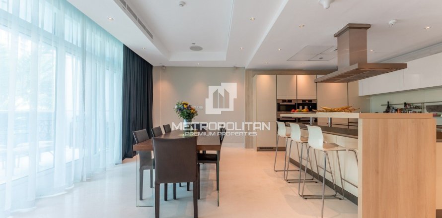 Villa à Dubai Marina, Dubai, 4 chambres, 764 m², № 14950