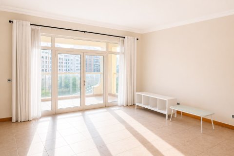 Appartement à Palm Jumeirah, Dubai, 2 chambres, 144.07 m², № 136544 - photo 3