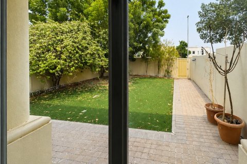 تاون هاوس في The Springs, دبي 2 غرف نوم, 151.47 م² رقم 136543 - صورة 4