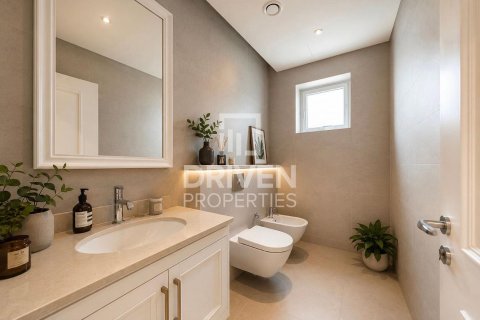 Villa in District One, Mohammed Bin Rashid City, Dubai 4 bedrooms, 873.29 sq.m. № 142493 - photo 13
