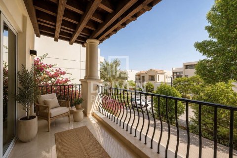 Villa in District One, Mohammed Bin Rashid City, Dubai 4 bedrooms, 873.29 sq.m. № 142493 - photo 5
