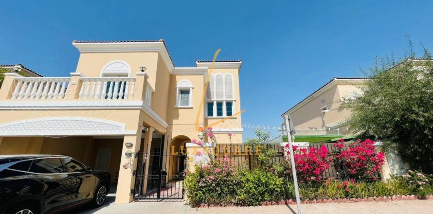 Villa in Jumeirah Village Circle, Dubai 3 bedrooms, 729 sq.m. № 141828