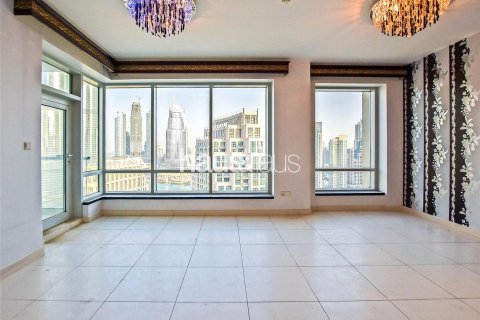 Apartment in The Lofts, Downtown Dubai (Downtown Burj Dubai), Dubai 2 bedrooms, 124 sq.m. № 43942 - photo 2