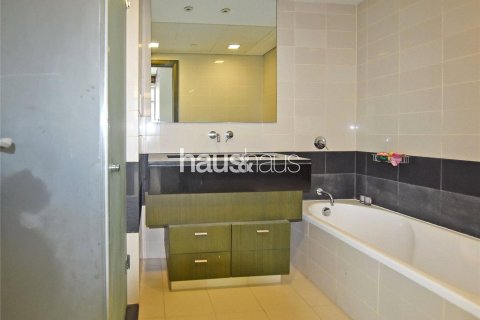 Apartment in The Lofts, Downtown Dubai (Downtown Burj Dubai), Dubai 2 bedrooms, 124 sq.m. № 43942 - photo 8