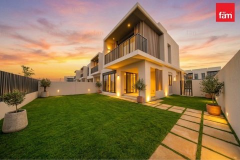 Townhouse in Jebel Ali, Dubai 4 bedrooms, 339.6 sq.m. № 137760