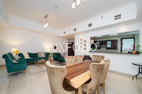 Apartment in The Jewels, Dubai Marina, Dubai 2 bedrooms, 180 sq.m. № 45449