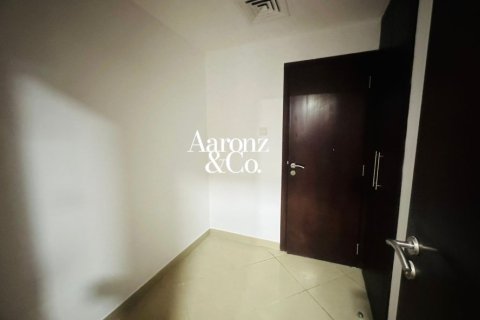 Apartment in Icon Tower 2, Jumeirah Lake Towers, Dubai 2 bedrooms, 122 sq.m. № 112614 - photo 12