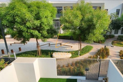 Villa à Ruba, Arabian Ranches 3, Dubai, 3 chambres, 146 m², № 111245 - photo 3