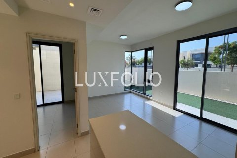 Снять в аренду виллу в Maple at Dubai Hills Estate, Дубай Хилс Эстейт, Дубай: 4 спальни, 289м², № 46453 - фото 2