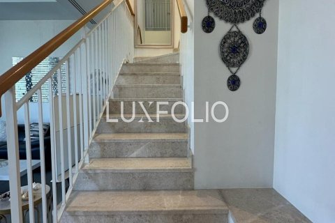 Villa in Maple at Dubai Hills Estate, Dubai Hills Estate, Dubai 5 bedrooms, 297 sq.m. № 46451 - photo 7