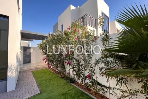 Снять в аренду виллу в Maple at Dubai Hills Estate, Дубай Хилс Эстейт, Дубай: 4 спальни, 272м², № 46452 - фото 13