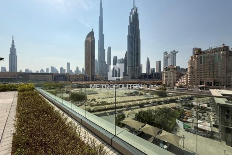 Apartamento en Downtown Views II, Downtown Dubai (Downtown Burj Dubai), Dubai, 2 dormitorios, 107 m², № 73917 - foto 3