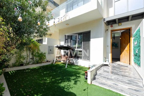 Villa in District 12, Jumeirah Village Circle, Dubai 4 bedrooms, 213.12 sq.m. № 138544