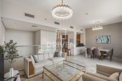 Appartement à Jumeirah Village Circle, Dubai, 2 chambres, 161.56 m², № 129200