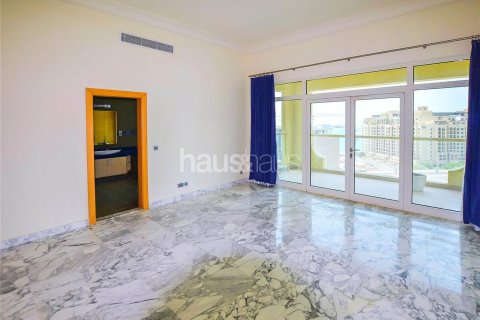 Снять в аренду пентхаус в Shoreline Apartments, Пальма Джумейра, Дубай: 4 спальни, 488м², № 44961 - фото 7