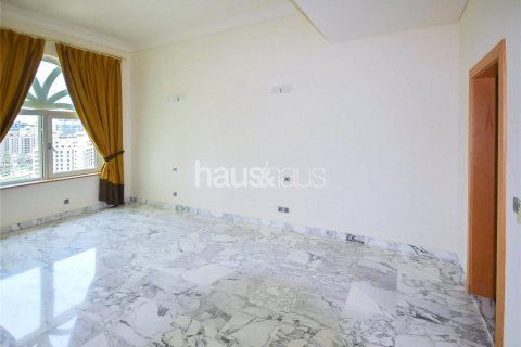 Снять в аренду пентхаус в Shoreline Apartments, Пальма Джумейра, Дубай: 4 спальни, 488м², № 44961 - фото 10