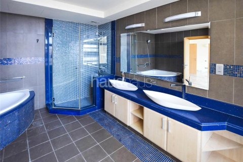 Снять в аренду пентхаус в Shoreline Apartments, Пальма Джумейра, Дубай: 4 спальни, 488м², № 44961 - фото 9