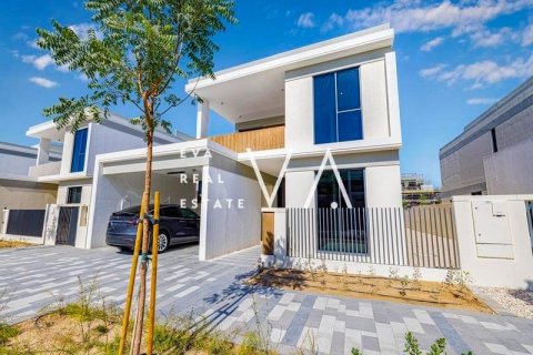 Villa à Dubai, 4 chambres, 346.98 m², № 52570