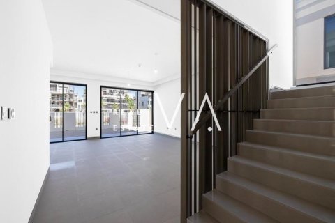 فيلا في دبي 4 غرف نوم, 346.98 م² رقم 52570 - صورة 4