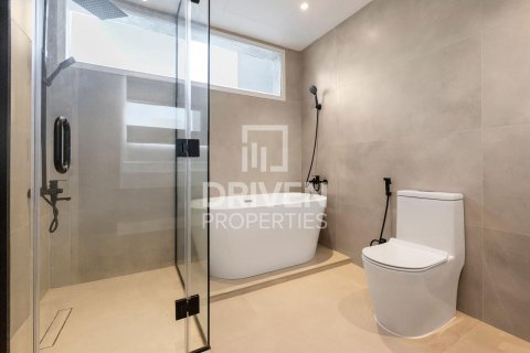 Villa in Al Quoz, Dubai 5 bedrooms, 505.49 sq.m. № 140825 - photo 23