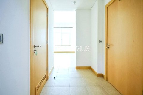 Apartamento en Shoreline Apartments, Palm Jumeirah, Dubai, 1 dormitorio, 106 m², № 43626 - foto 3