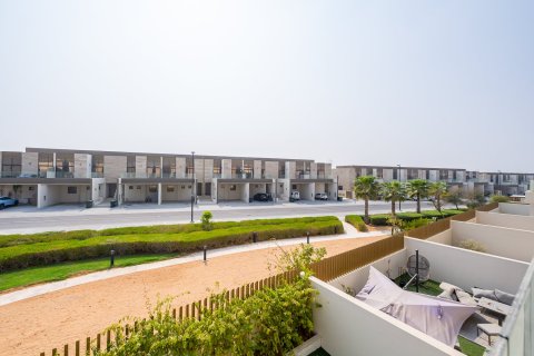 Adosado en Mohammed Bin Rashid City, Dubai, 3 dormitorios, 200.95 m², № 141127 - foto 6