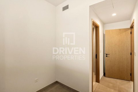 Снять в аренду таунхаус в Villanova, Dubai Land, Дубай: 4 спальни, 252.6м², № 129739 - фото 14