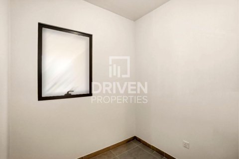 Снять в аренду таунхаус в Villanova, Dubai Land, Дубай: 4 спальни, 252.6м², № 129739 - фото 12