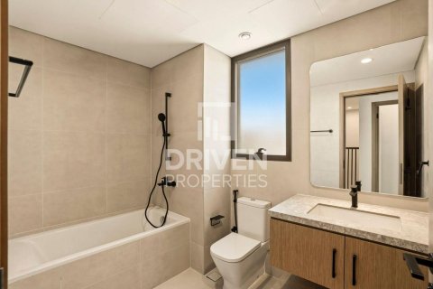 Снять в аренду таунхаус в Villanova, Dubai Land, Дубай: 4 спальни, 252.6м², № 129739 - фото 3