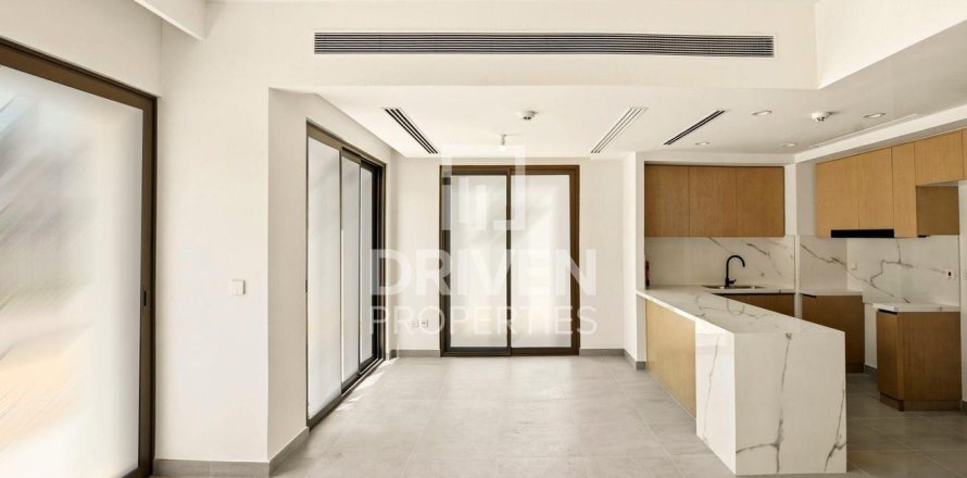 Таунхаус в Villanova, Dubai Land, Дубай, 4 спальни, 252.6м², № 129739