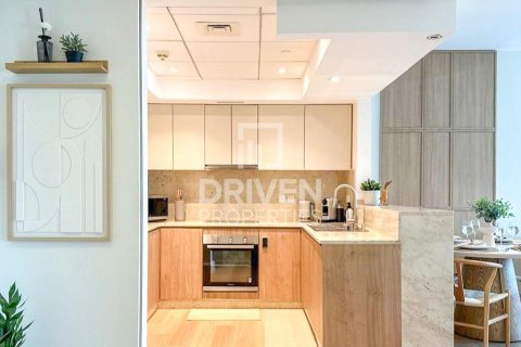 Appartement à Boulevard Central Towers, Downtown Dubai (Downtown Burj Dubai), Dubai, 1 chambre, 71.16 m², № 129742 - photo 3