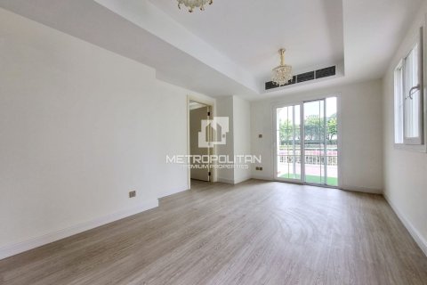 Купить таунхаус в The Springs, Дубай: 3 спальни, 255м², № 73358 - фото 7