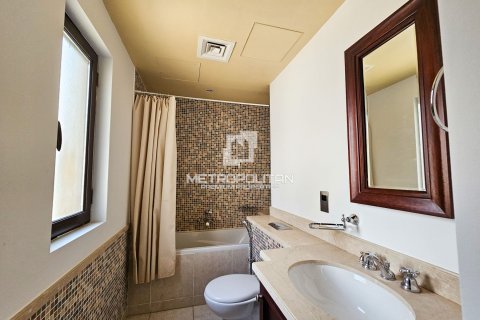Apartment in Yansoon, Old Town, Dubai 2 bedrooms, 113 sq.m. № 73357 - photo 10