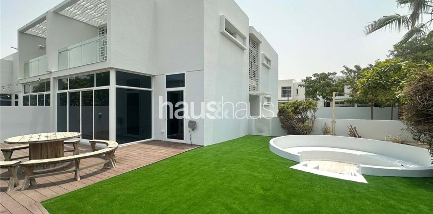 تاون هاوس في Arabella Townhouses, مُدُنْ, دبي 4 غرف نوم, 530 م² رقم 44491