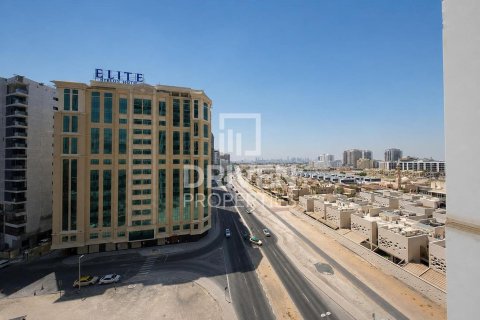 Снять в аренду квартиру в Al Barsha 1, Аль-Барша, Дубай: 2 спальни, 117.71м², № 127848 - фото 12