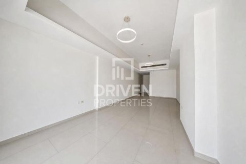 Снять в аренду квартиру в Al Barsha 1, Аль-Барша, Дубай: 2 спальни, 117.71м², № 127848 - фото 4