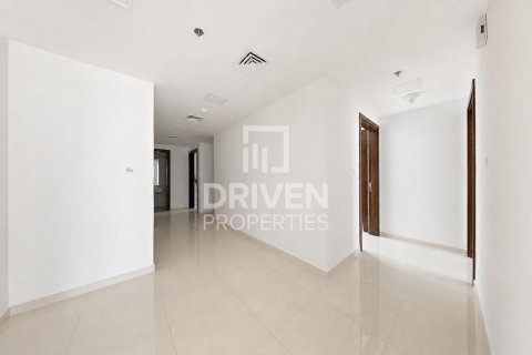Снять в аренду квартиру в Al Barsha 1, Аль-Барша, Дубай: 2 спальни, 117.71м², № 127848 - фото 2