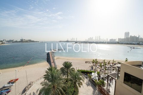 Apartment in Palm Jumeirah, Dubai 3 bedrooms, 227 sq.m. № 45685