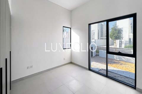Villa en Murooj Al Furjan, Al Furjan, Dubai, 5 dormitorios, 425 m², № 45515 - foto 7